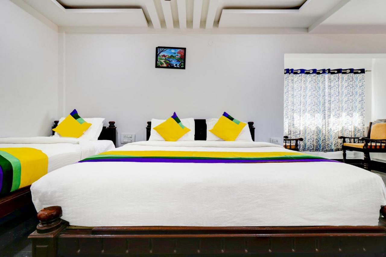 Itsy By Treebo - Hill View Hotel Madikeri Bagian luar foto