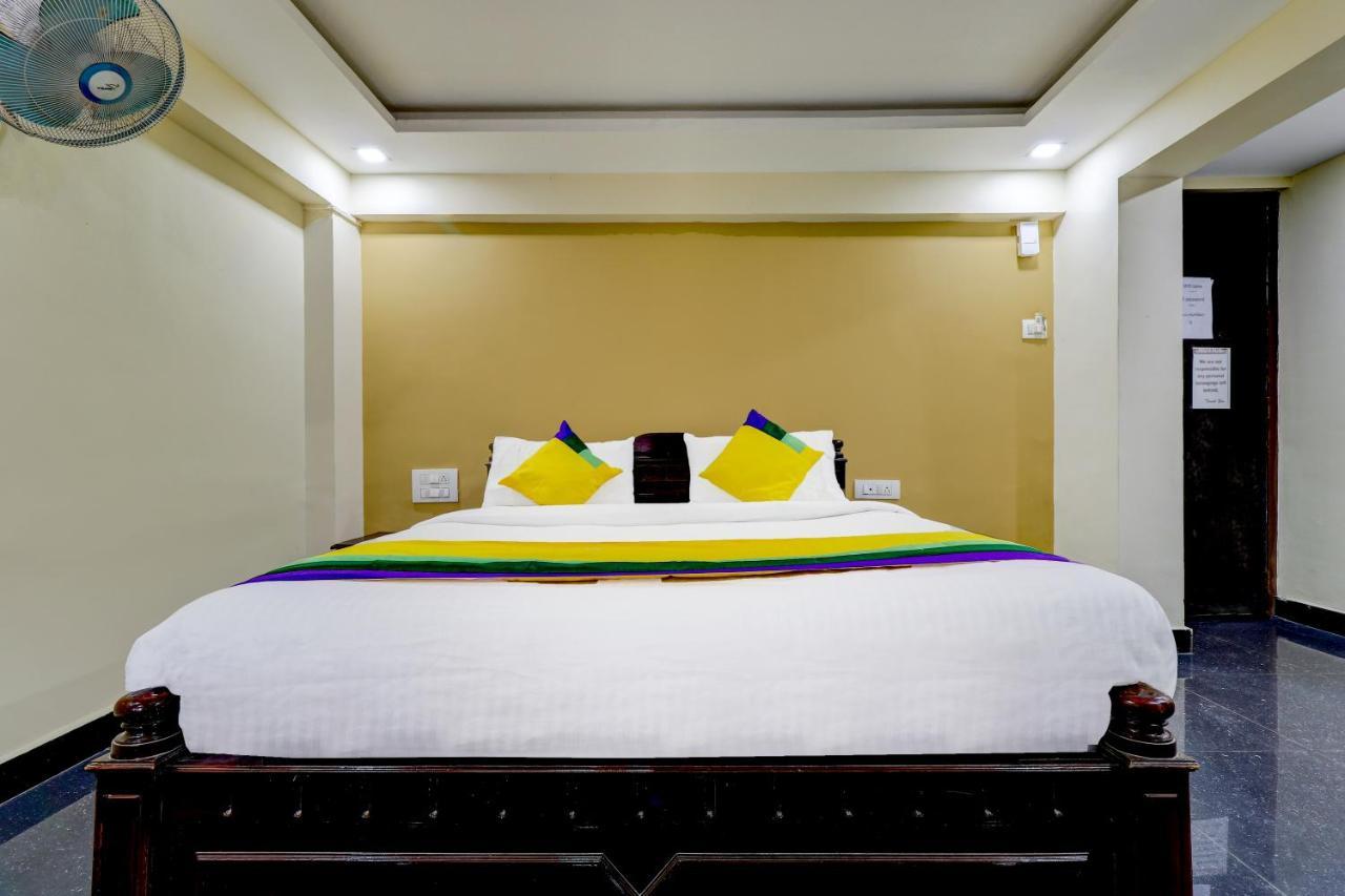 Itsy By Treebo - Hill View Hotel Madikeri Bagian luar foto