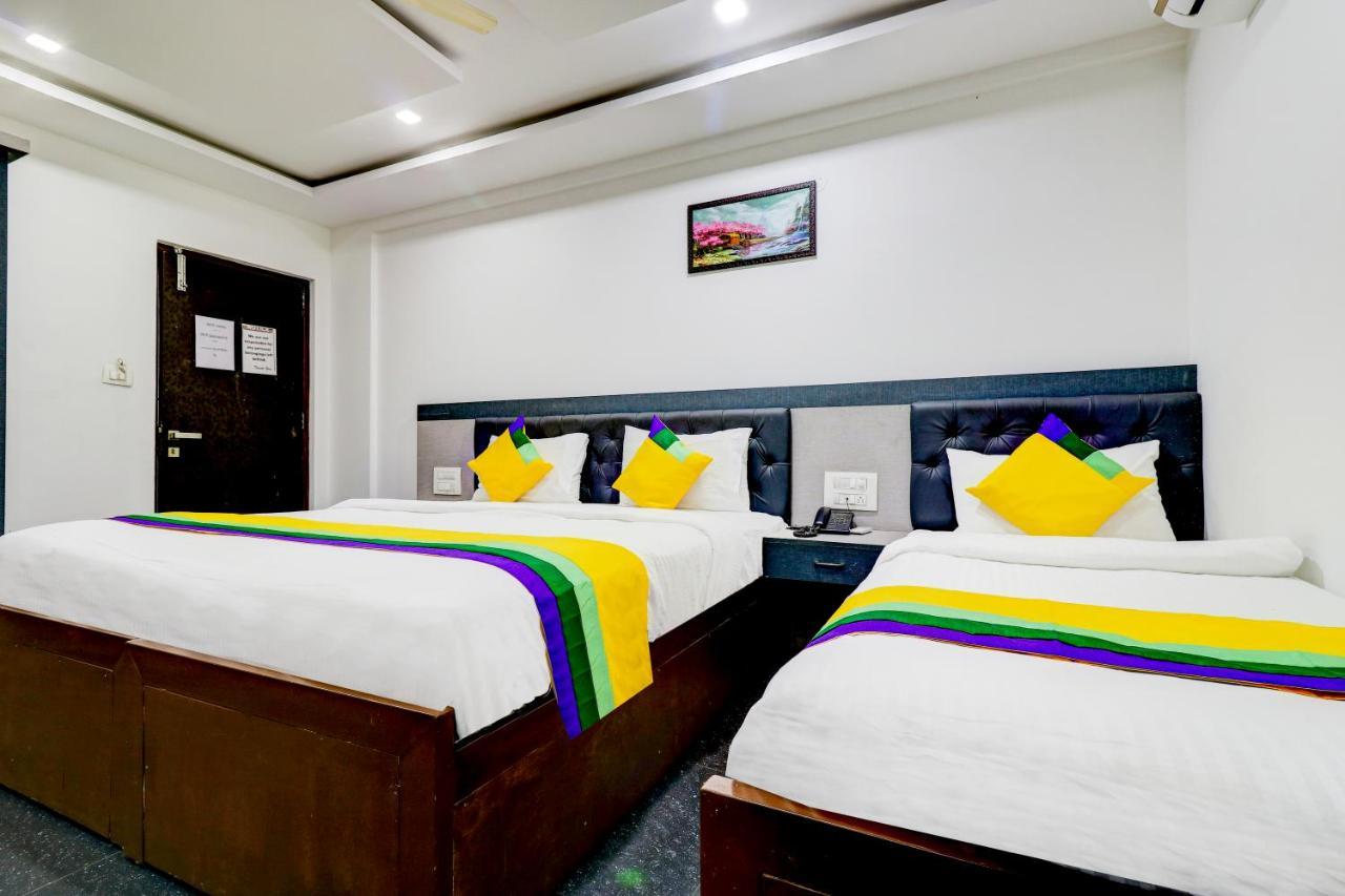 Itsy By Treebo - Hill View Hotel Madikeri Bagian luar foto